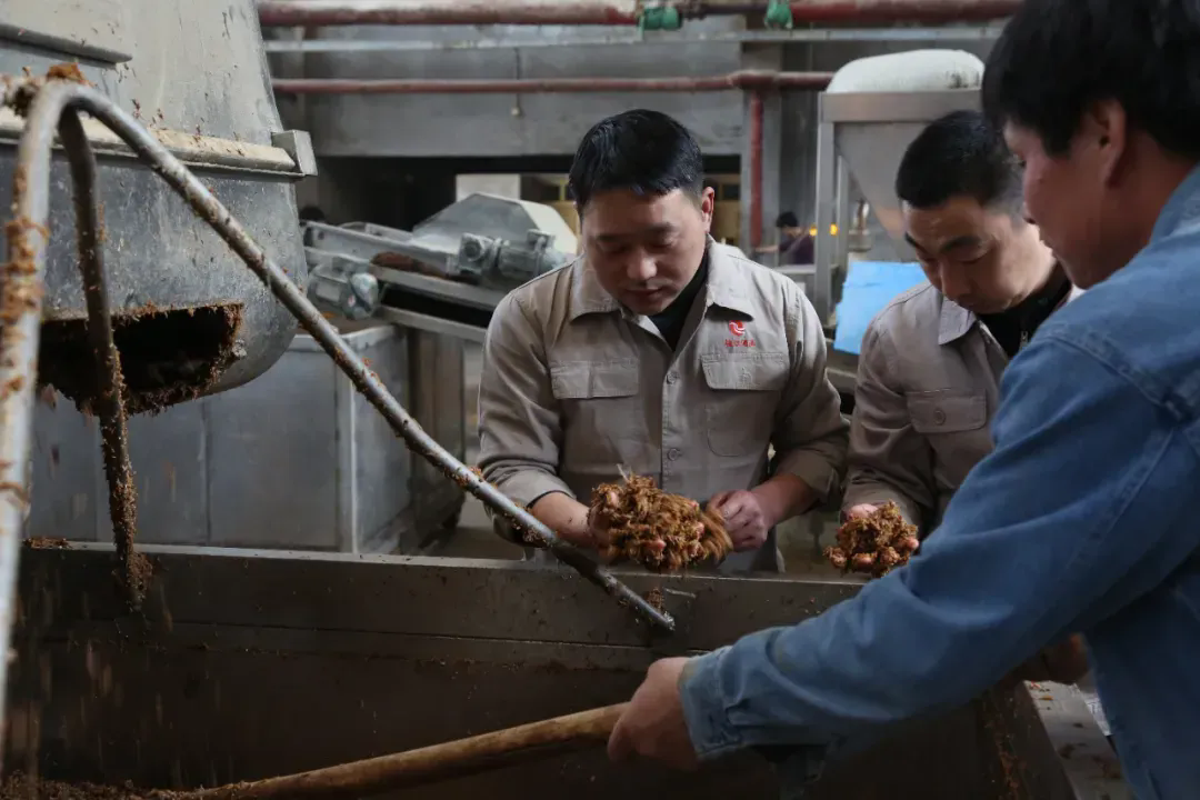 640 (1).webp (1).png 640 (1).webp (1).png